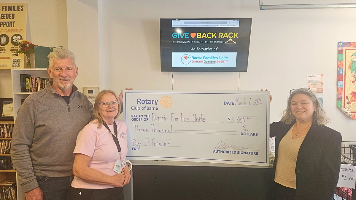 Cheque Presentation For Barrie Families Unite