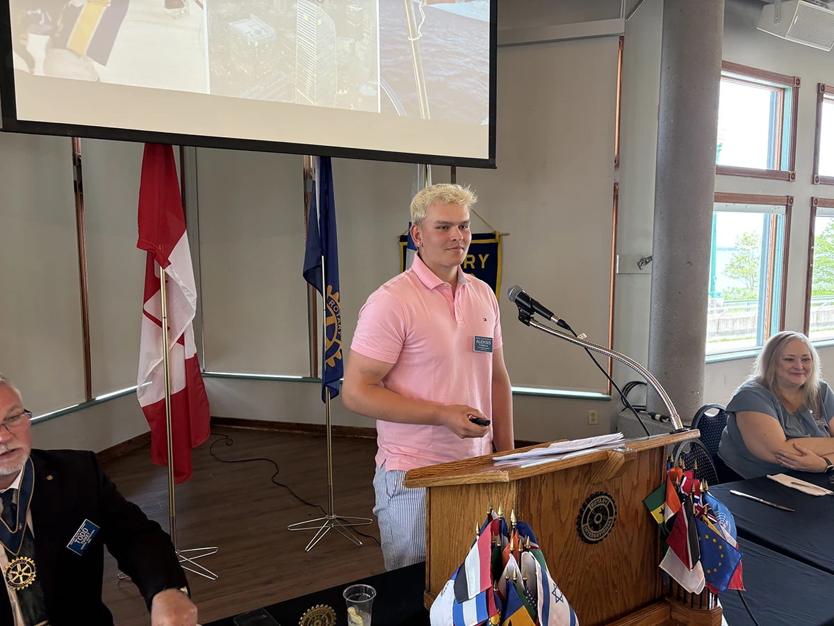 Exchange student Alexis Tuomola presenting at a Rotary Club of Barrie meeting