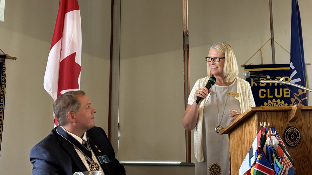Jill Tettmann, President and CEO of the YMCA of Simcoe/Muskoka, presenting at the Rotary Club of Barrie